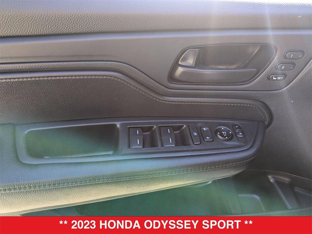 used 2023 Honda Odyssey car, priced at $36,699