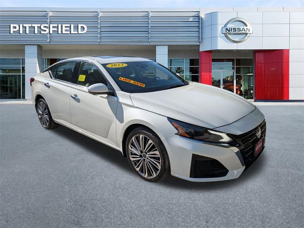 used 2023 Nissan Altima car, priced at $24,599
