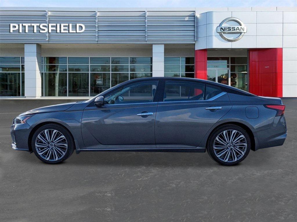 new 2025 Nissan Altima car, priced at $33,867