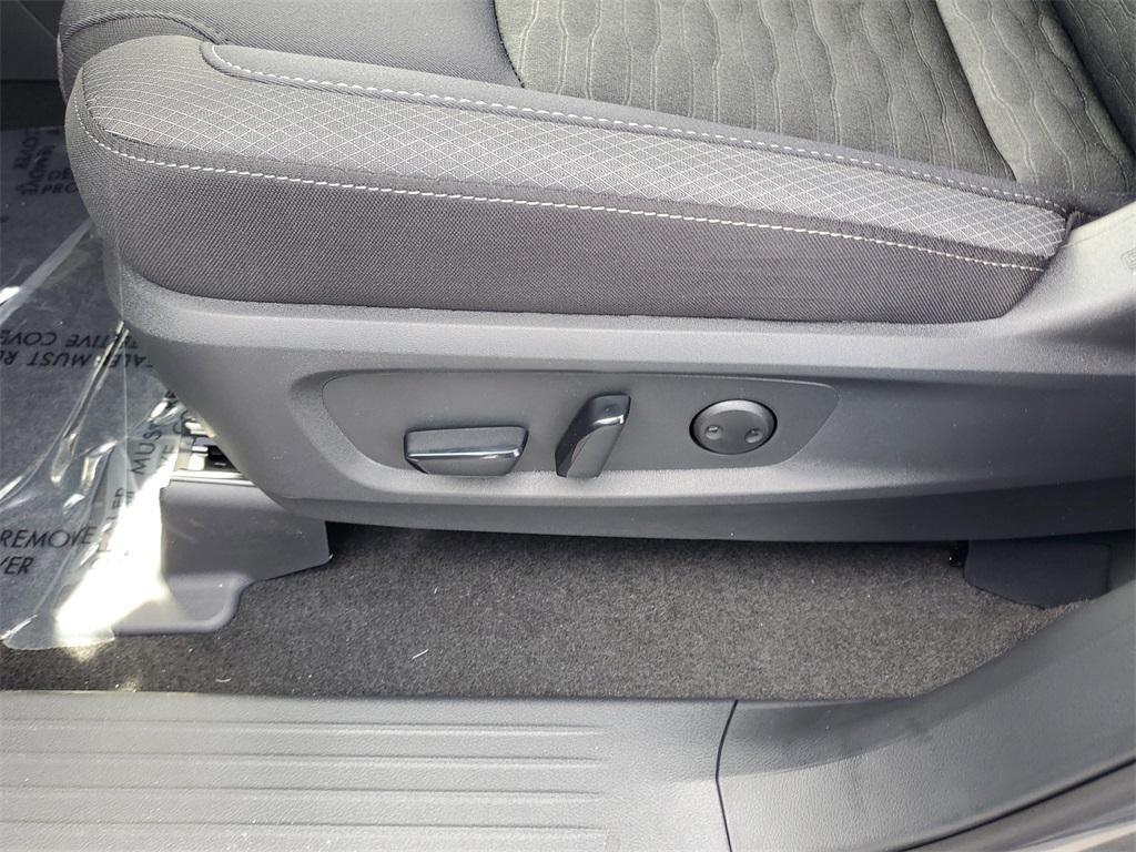 new 2025 Nissan Pathfinder car, priced at $44,375