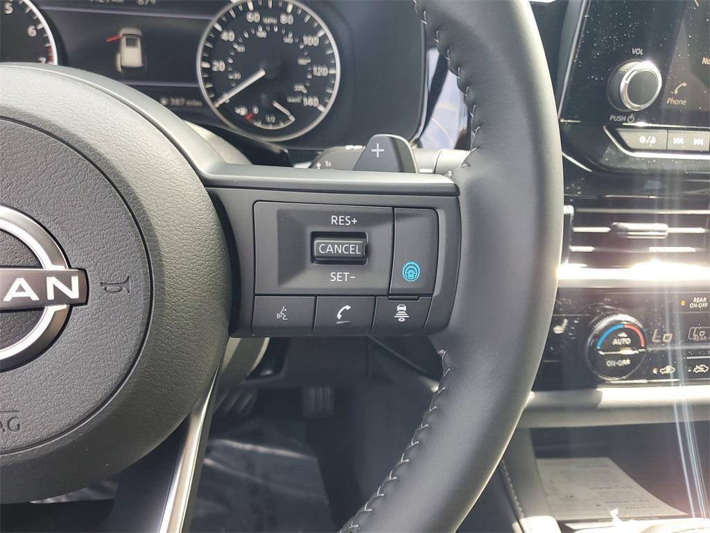 new 2025 Nissan Pathfinder car, priced at $44,375