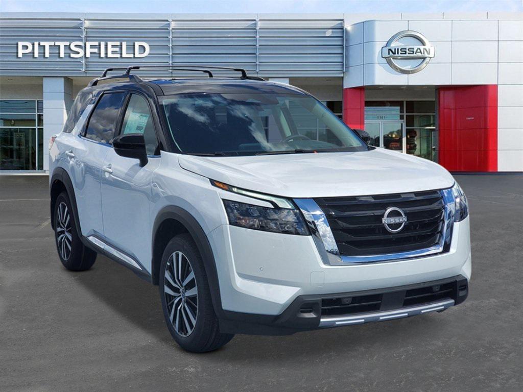 new 2025 Nissan Pathfinder car, priced at $45,905