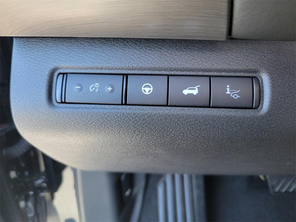 new 2025 Nissan Pathfinder car, priced at $45,905