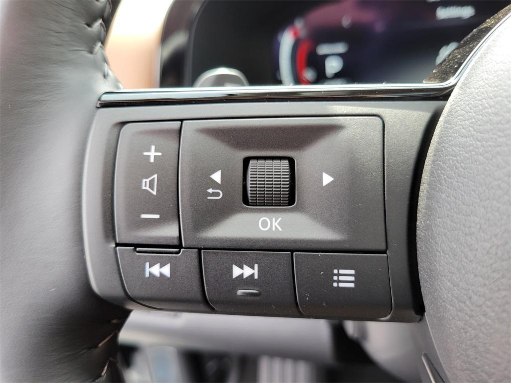 new 2025 Nissan Pathfinder car, priced at $46,122