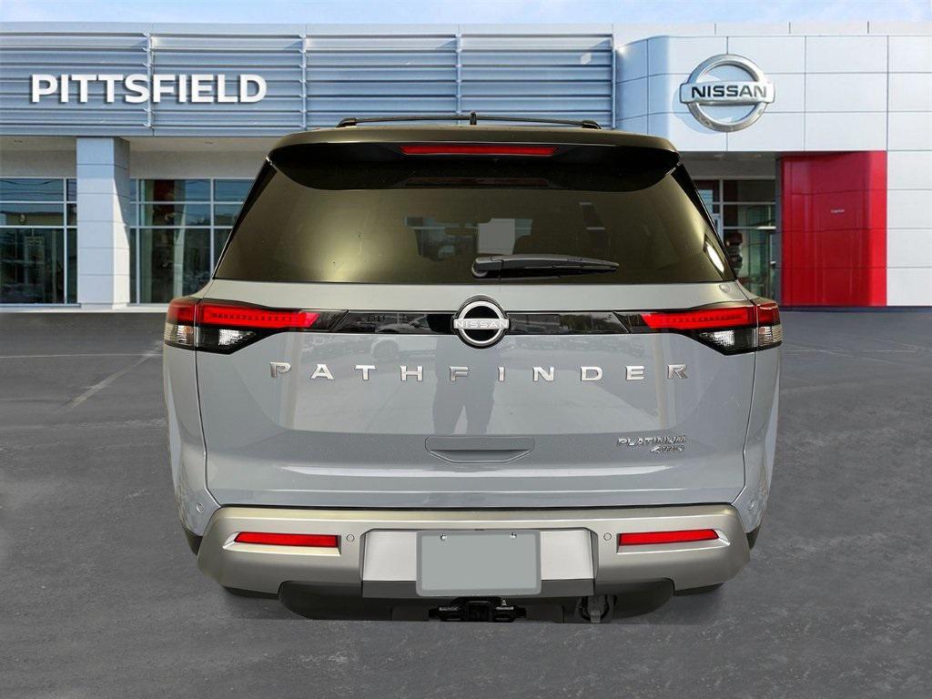 new 2025 Nissan Pathfinder car, priced at $46,122