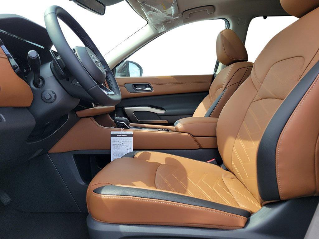 new 2025 Nissan Pathfinder car, priced at $46,122