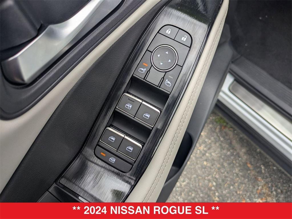 used 2024 Nissan Rogue car, priced at $33,290