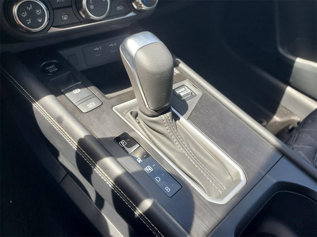 new 2025 Nissan Kicks car, priced at $25,807