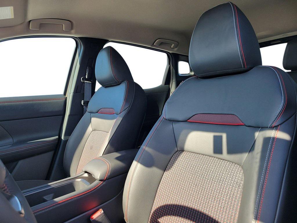 new 2025 Nissan Kicks car, priced at $28,295