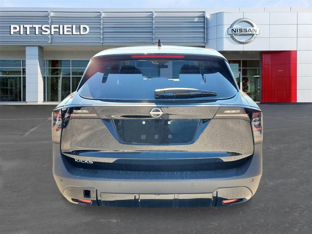 new 2025 Nissan Kicks car, priced at $24,512
