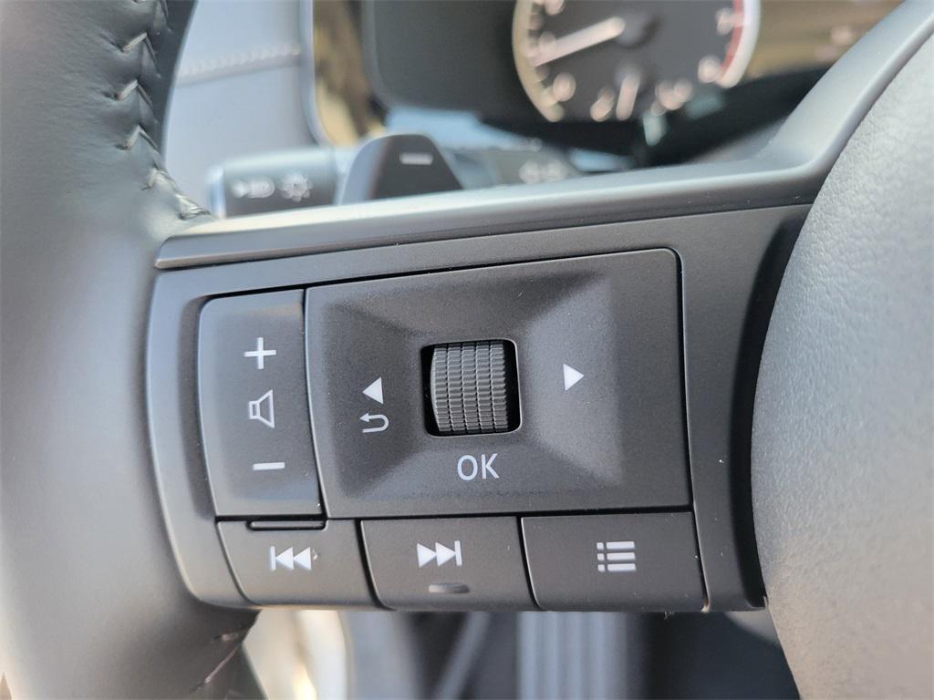 new 2025 Nissan Pathfinder car, priced at $43,890