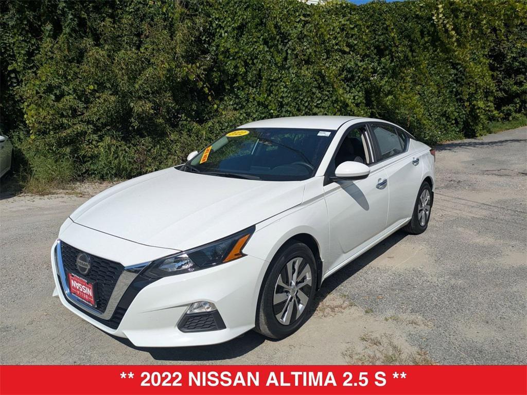 used 2022 Nissan Altima car, priced at $18,000
