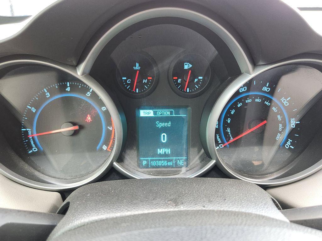 used 2014 Chevrolet Cruze car, priced at $8,995