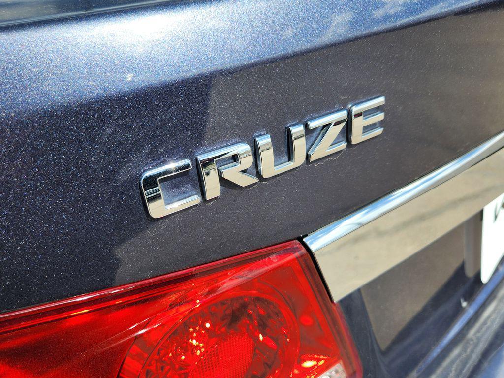 used 2014 Chevrolet Cruze car, priced at $8,995