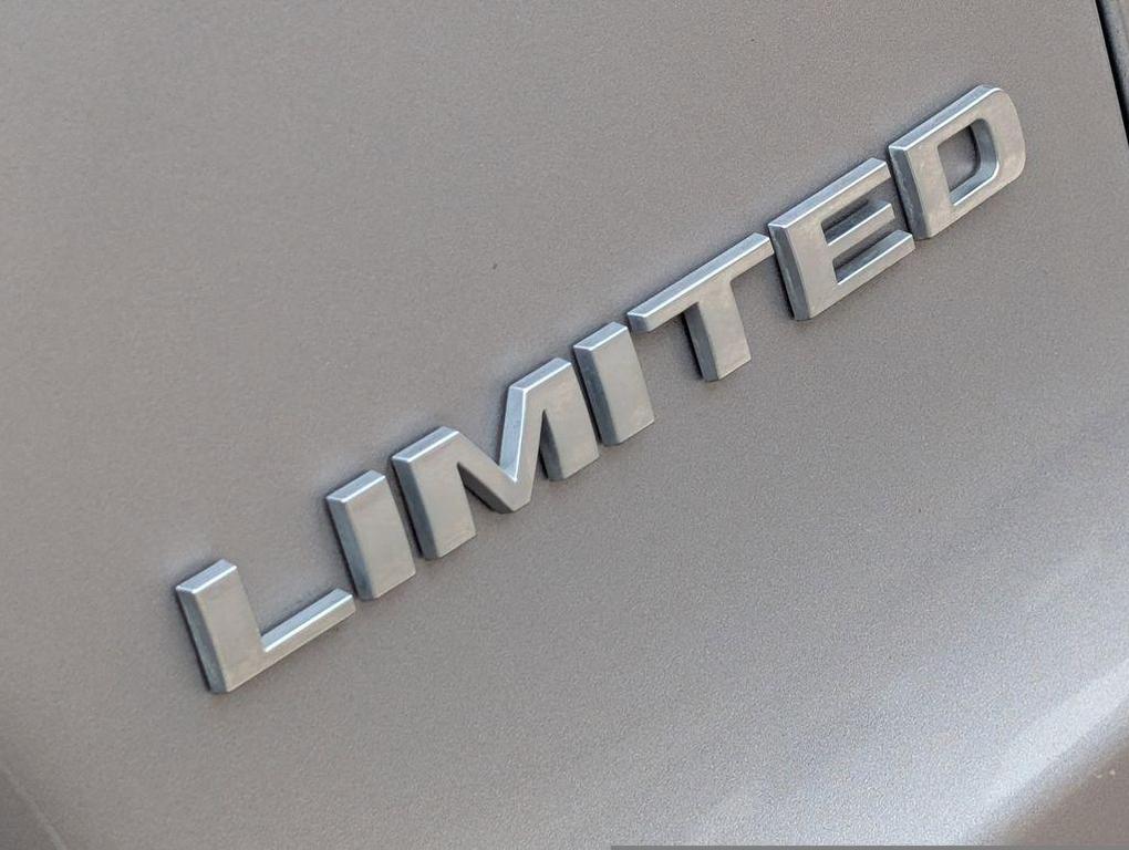 used 2019 Jeep Cherokee car, priced at $18,777