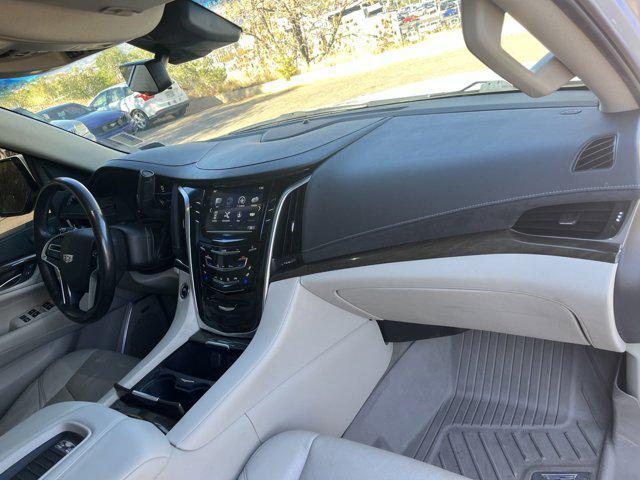 used 2020 Cadillac Escalade car, priced at $44,998