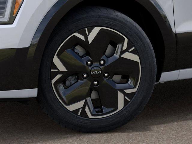 new 2025 Kia Niro EV car, priced at $36,060