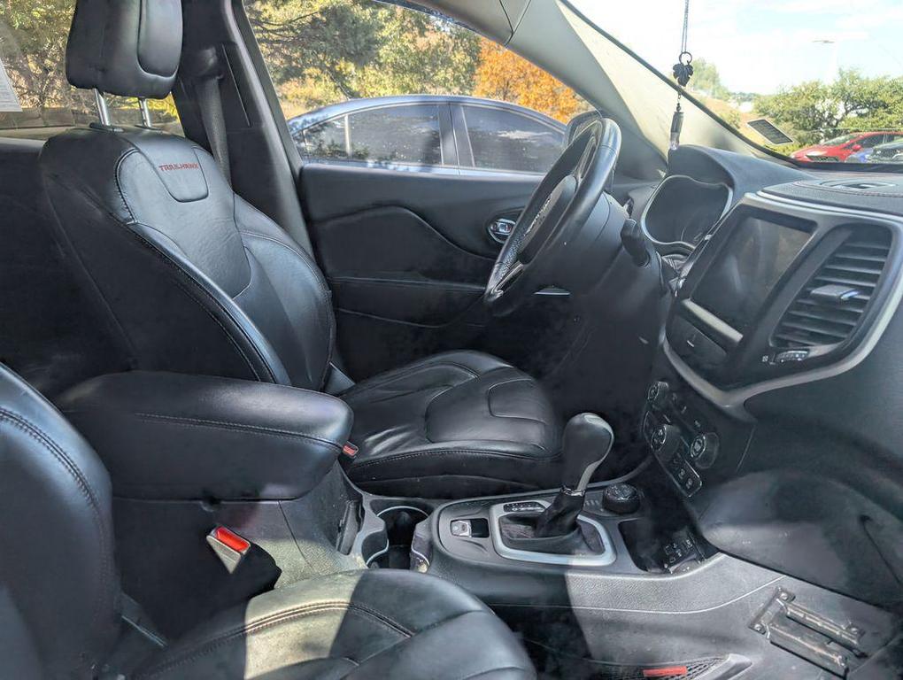used 2014 Jeep Cherokee car, priced at $7,695