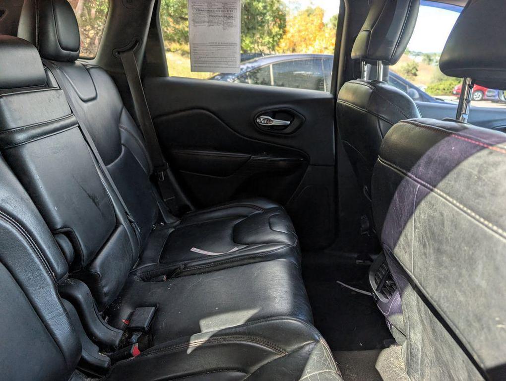 used 2014 Jeep Cherokee car, priced at $7,695