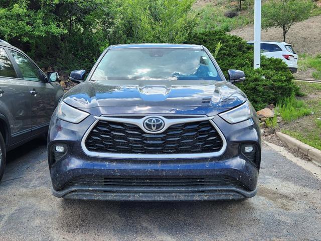 used 2023 Toyota Highlander car, priced at $31,995
