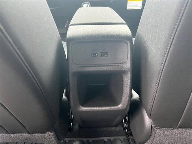 new 2025 Buick Envista car, priced at $28,125