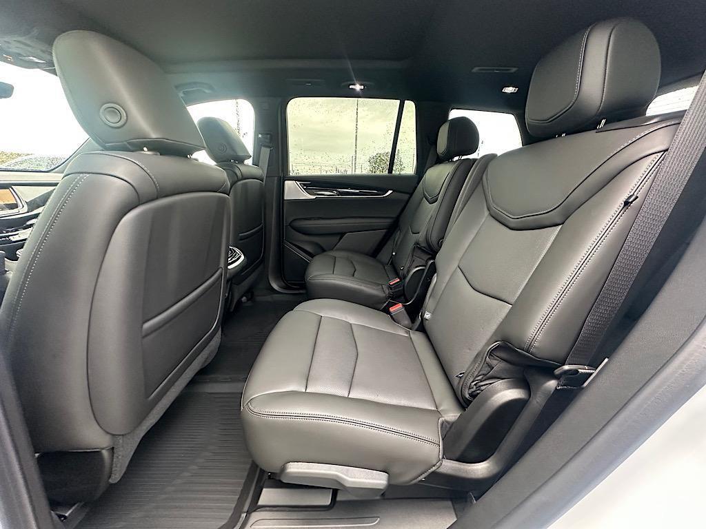 new 2025 Cadillac XT6 car, priced at $63,414