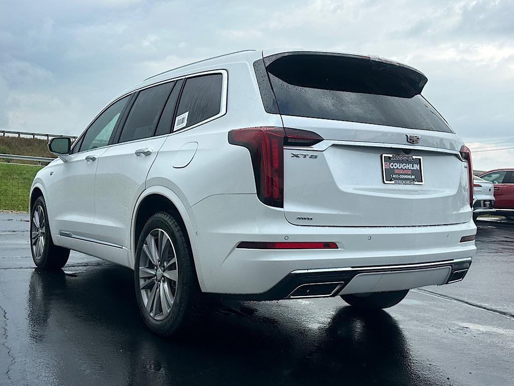 new 2025 Cadillac XT6 car, priced at $63,414