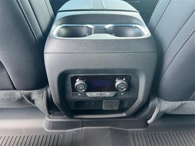 new 2025 Chevrolet Traverse car, priced at $56,034