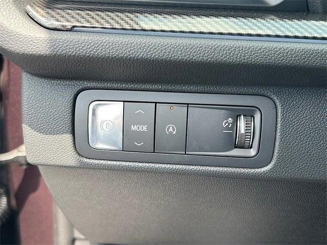 new 2025 Chevrolet Traverse car, priced at $56,034