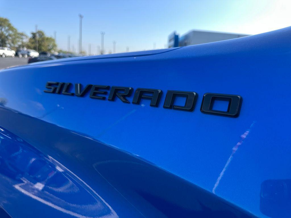 new 2025 Chevrolet Silverado 1500 car, priced at $47,641