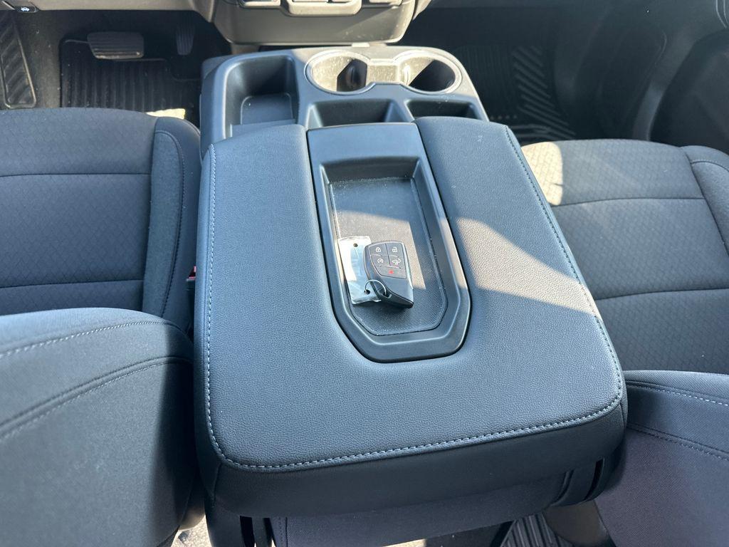 new 2025 Chevrolet Silverado 1500 car, priced at $47,641