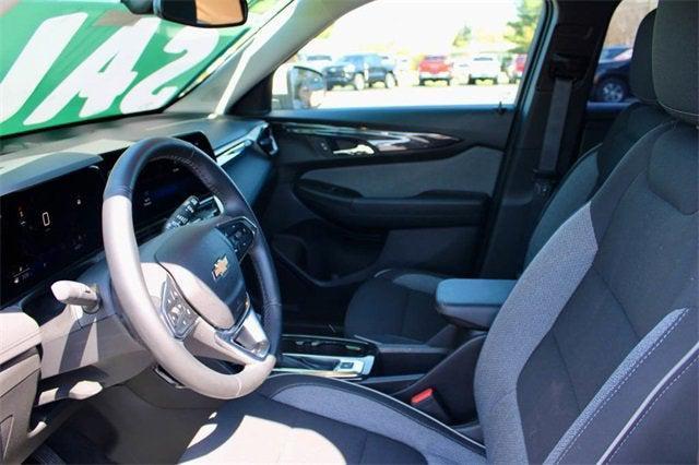 new 2025 Chevrolet TrailBlazer car, priced at $27,779