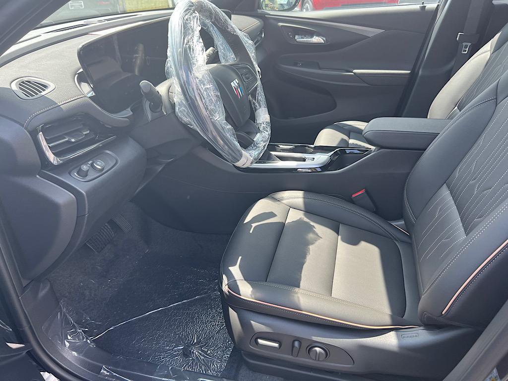 new 2025 Buick Envista car, priced at $30,496