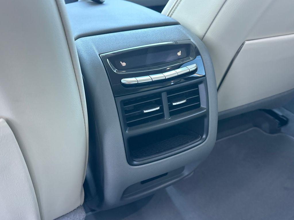 new 2025 Cadillac XT5 car, priced at $55,739