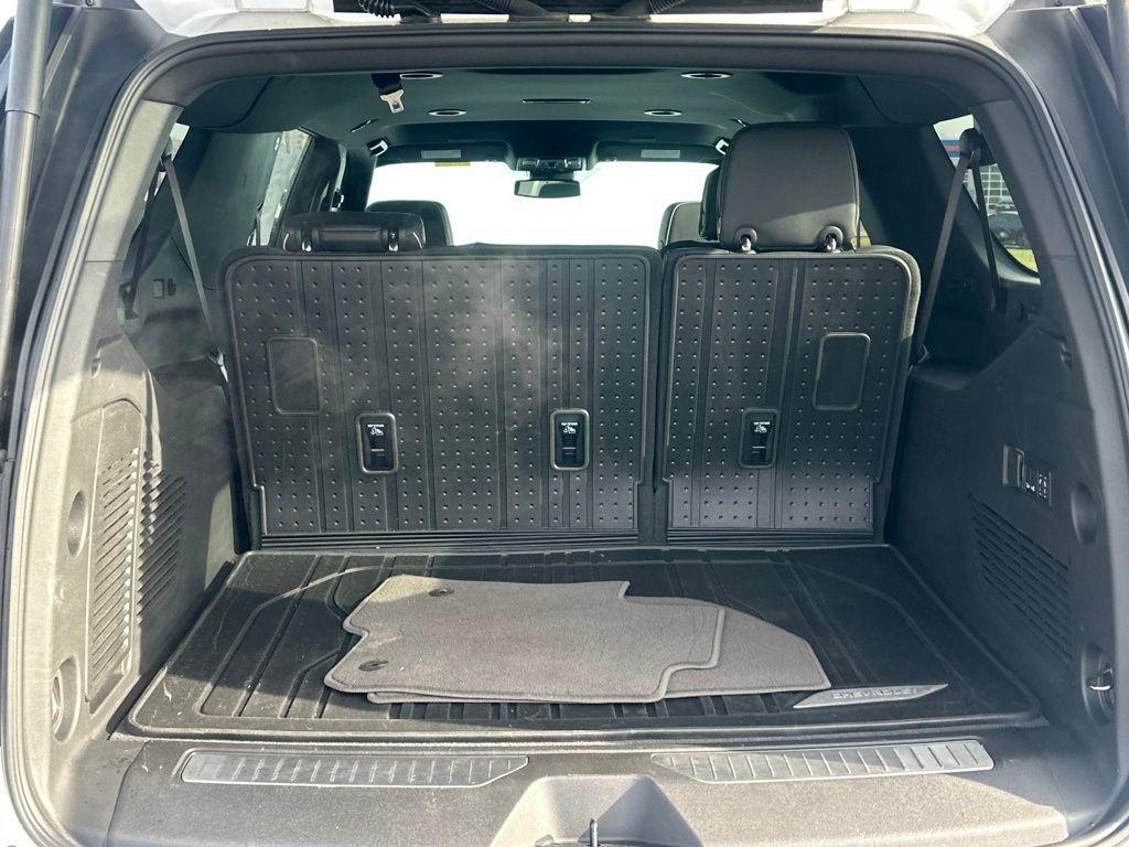 used 2025 Chevrolet Suburban car, priced at $77,665