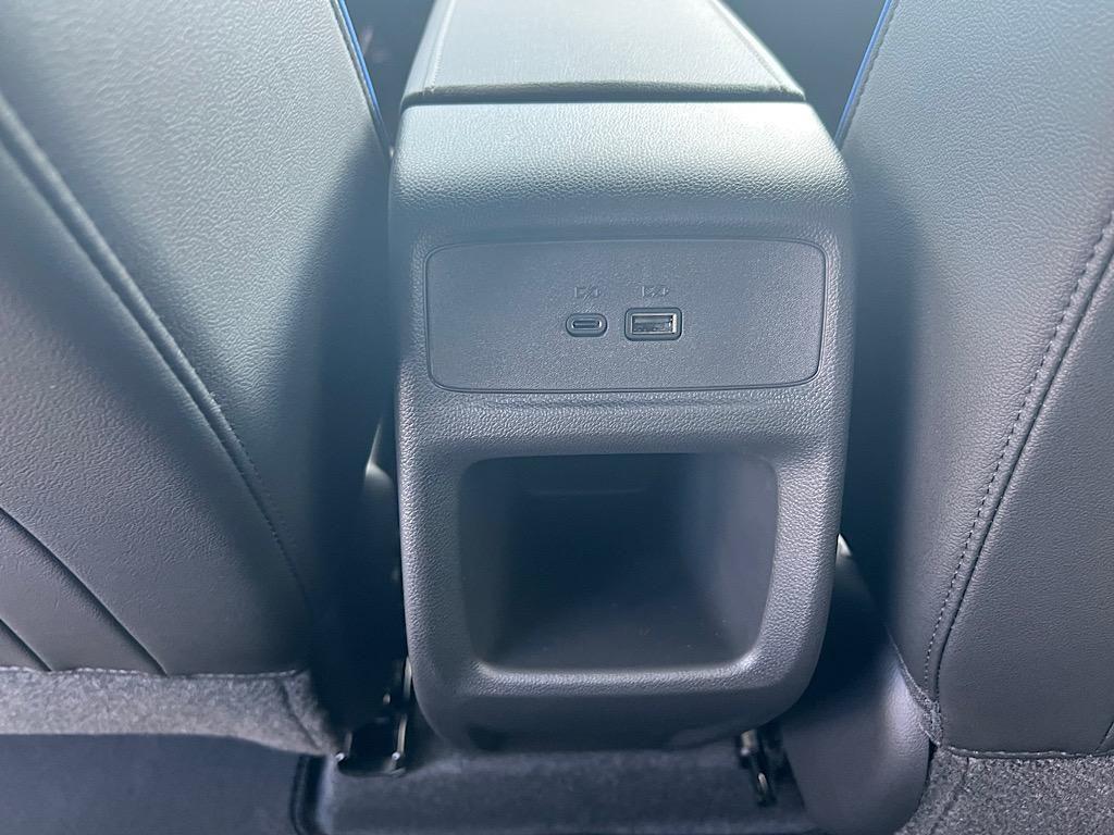 new 2025 Buick Envista car, priced at $29,215