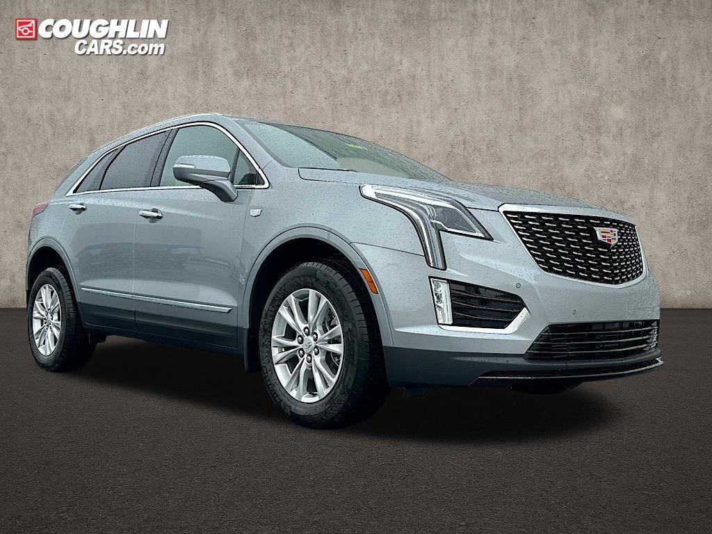 new 2025 Cadillac XT5 car, priced at $47,209