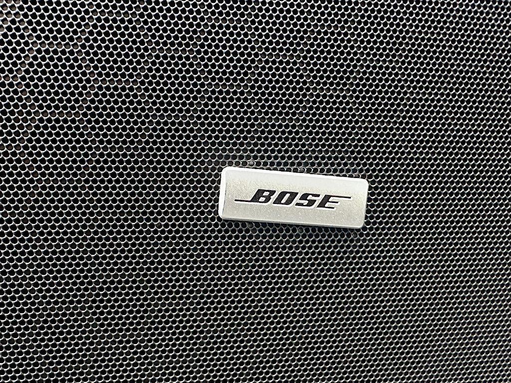 new 2025 Cadillac XT5 car, priced at $47,209