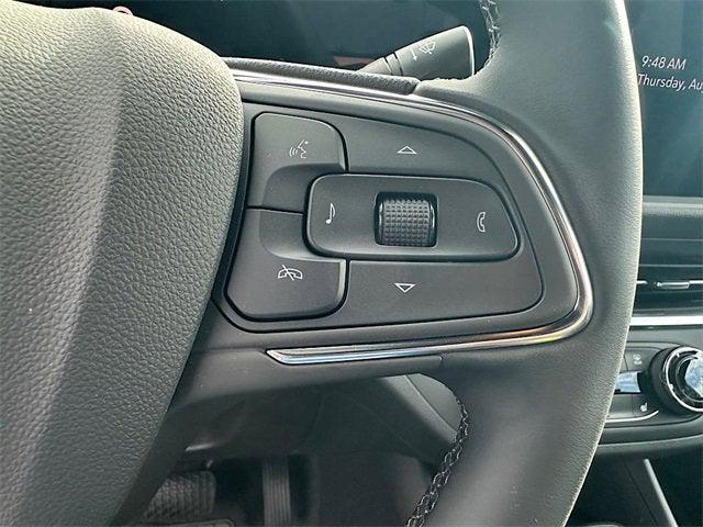 new 2025 Buick Envista car, priced at $28,025