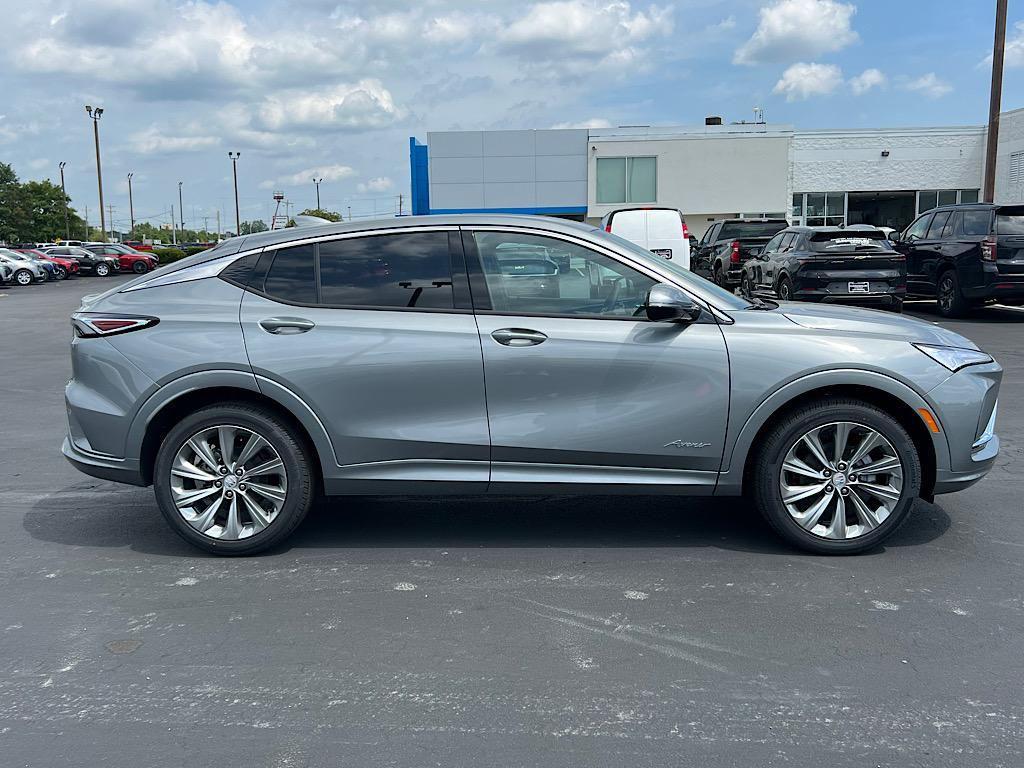 new 2025 Buick Envista car, priced at $30,496