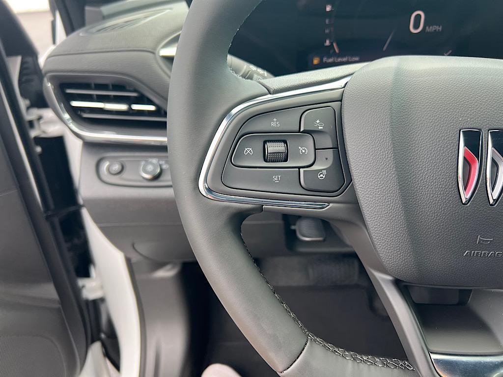 new 2025 Buick Envista car, priced at $26,707