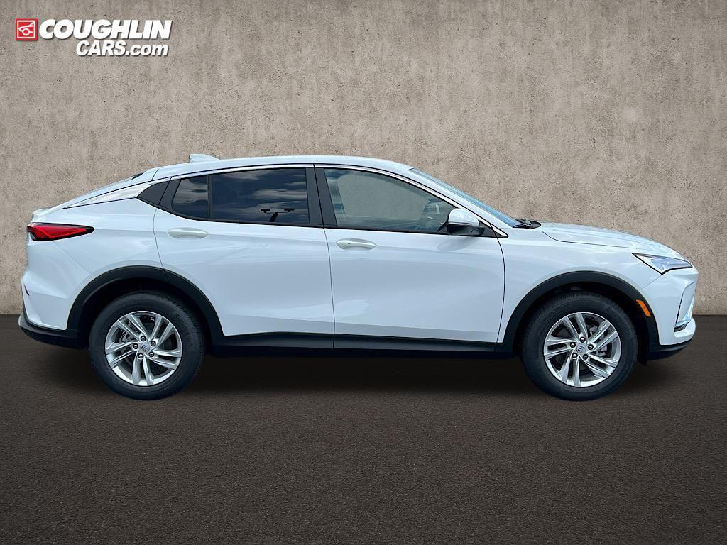 new 2025 Buick Envista car, priced at $26,207