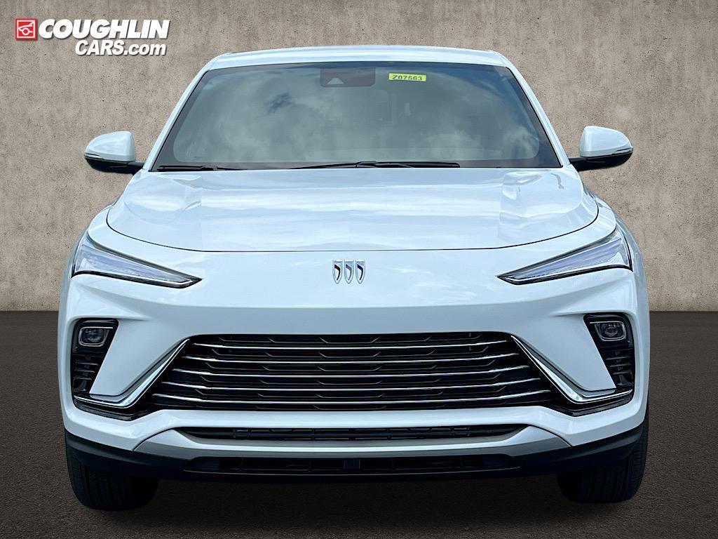 new 2025 Buick Envista car, priced at $26,207