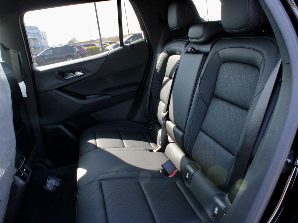 new 2025 Chevrolet Equinox car, priced at $31,354