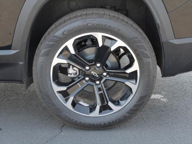 new 2025 Chevrolet Equinox car, priced at $32,422
