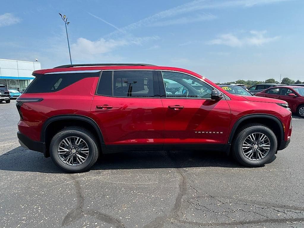 new 2025 Chevrolet Traverse car, priced at $41,225