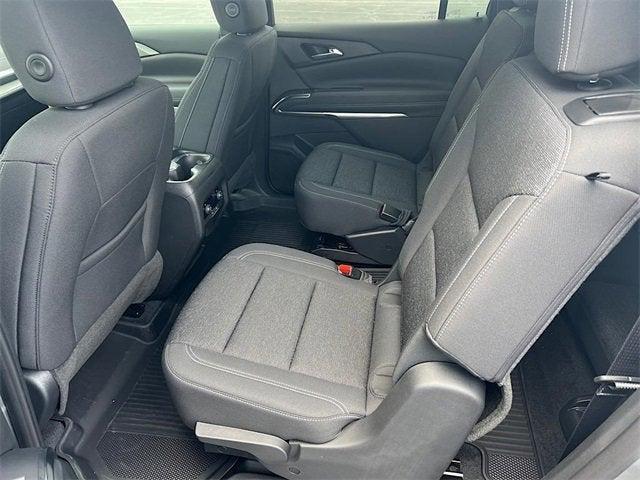 new 2025 Chevrolet Traverse car, priced at $43,319