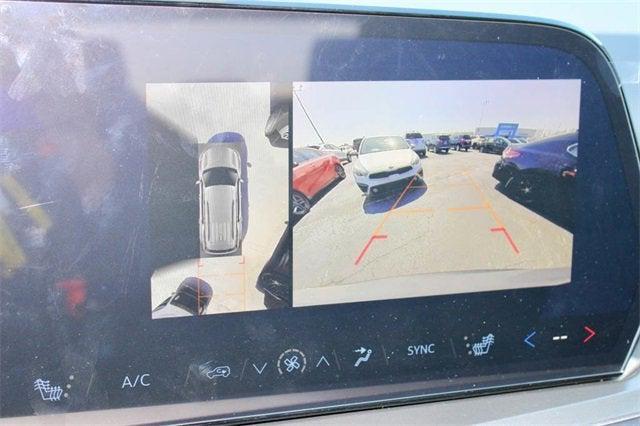 new 2025 Chevrolet Traverse car, priced at $43,319