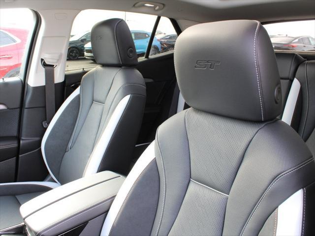 new 2025 Buick Envision car, priced at $44,304