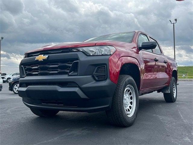new 2025 Chevrolet Colorado car, priced at $33,950